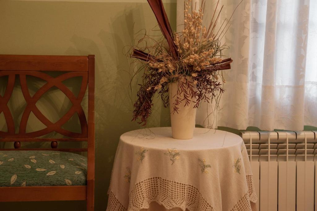 La Casa Del Maestro Guest House Tardelcuende Luaran gambar
